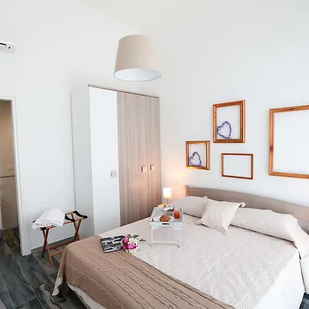Casa Camicia 102 * Монополи